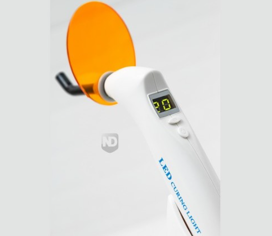Лампа полимеризационная FB-AI new автономная